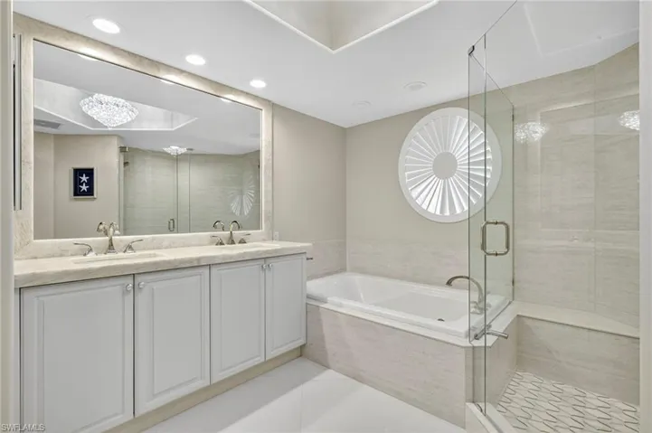 2748 Tiburon Blvd E 106c, Naples, Florida 34109