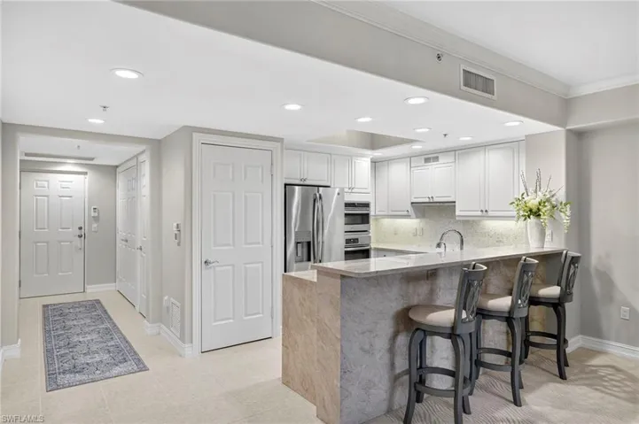 2748 Tiburon Blvd E 106c, Naples, Florida 34109
