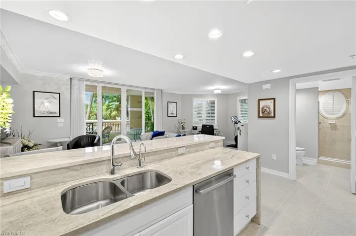 2748 Tiburon Blvd E 106c, Naples, Florida 34109