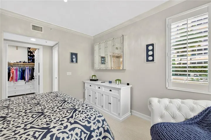 2748 Tiburon Blvd E 106c, Naples, Florida 34109