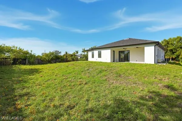 4221 22nd St Sw, Lehigh Acres, Florida 33976