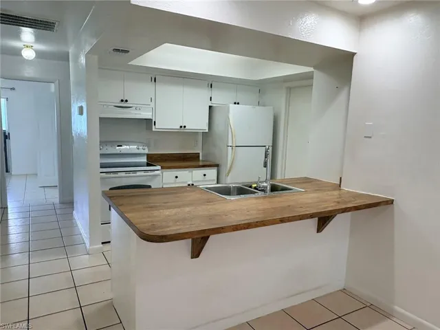 729 Sw 39th St, Cape Coral, Florida 33914