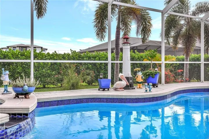 2709 SW 29th  PL, Cape Coral, FL 33914