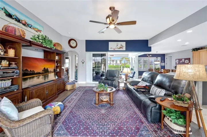 2709 SW 29th  PL, Cape Coral, FL 33914