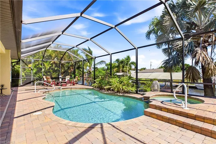 Whether it’s boating, kayaking, paddleboarding, fishing or waterfront dining by boat, this property delivers the QUINTESSENTIAL SWFL WATERFRONT LIFESTYLE buyers DREAM ABOUT!