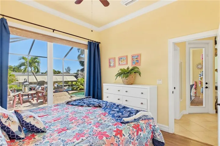Ideal for guests or family, this comfortable retreat captures the relaxed indoor-outdoor lifestyle SWFL is known for.