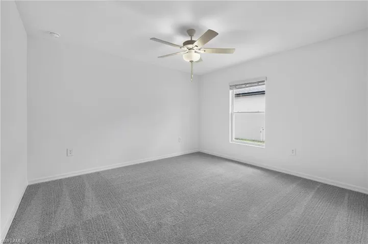 17101 Pompeii Way, North Fort Myers, Florida 33917