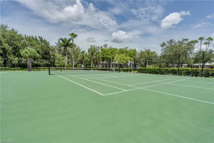7930 Mahogany Run Ln # 824, Naples, Florida 34113