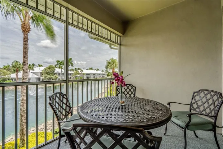 7930 Mahogany Run Ln # 824, Naples, Florida 34113