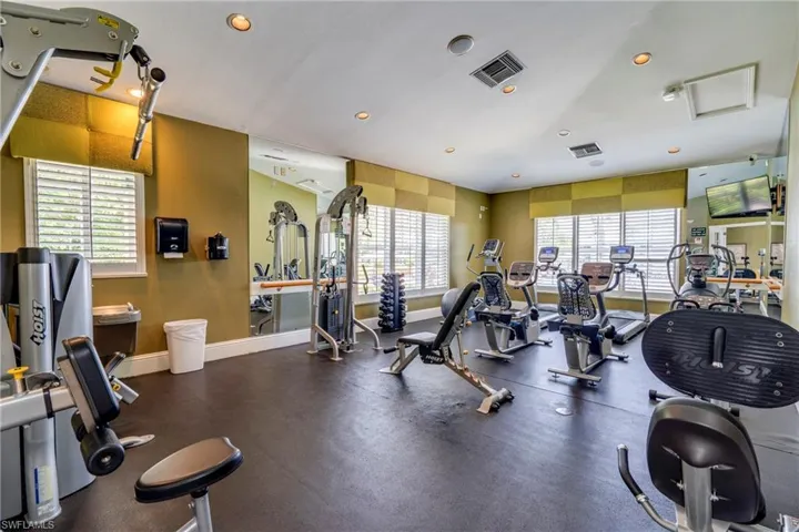 7930 Mahogany Run Ln # 824, Naples, Florida 34113