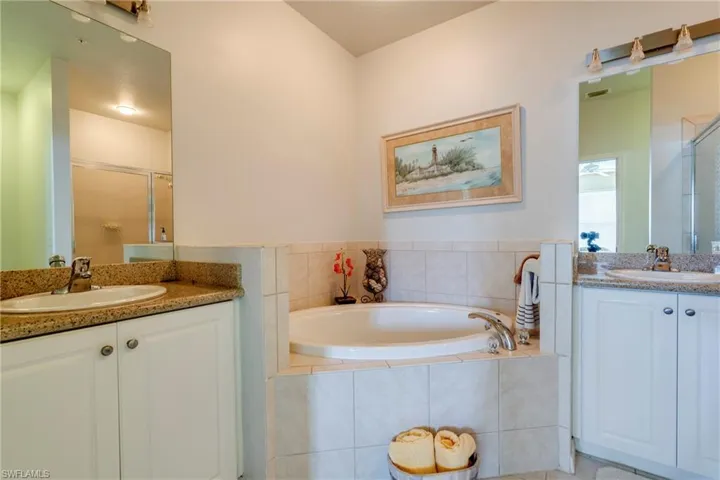 7930 Mahogany Run Ln # 824, Naples, Florida 34113