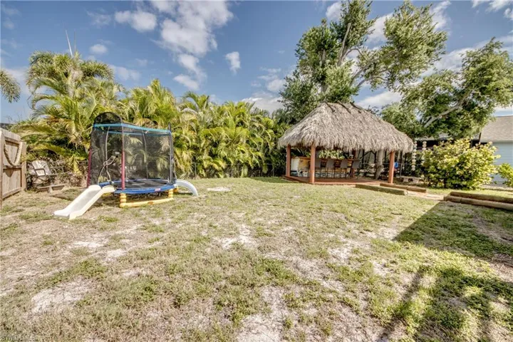 355  Donora  BLVD, Fort Myers Beach, FL 33931