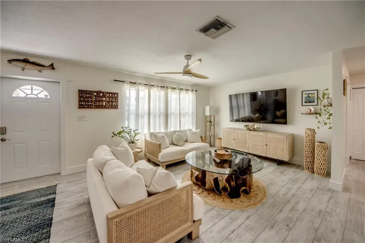 355  Donora  BLVD, Fort Myers Beach, FL 33931