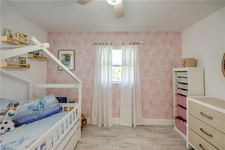 355  Donora  BLVD, Fort Myers Beach, FL 33931
