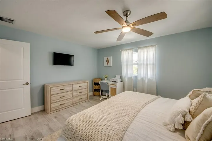 355  Donora  BLVD, Fort Myers Beach, FL 33931
