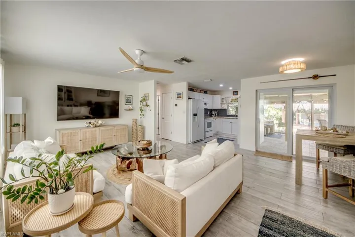 355  Donora  BLVD, Fort Myers Beach, FL 33931