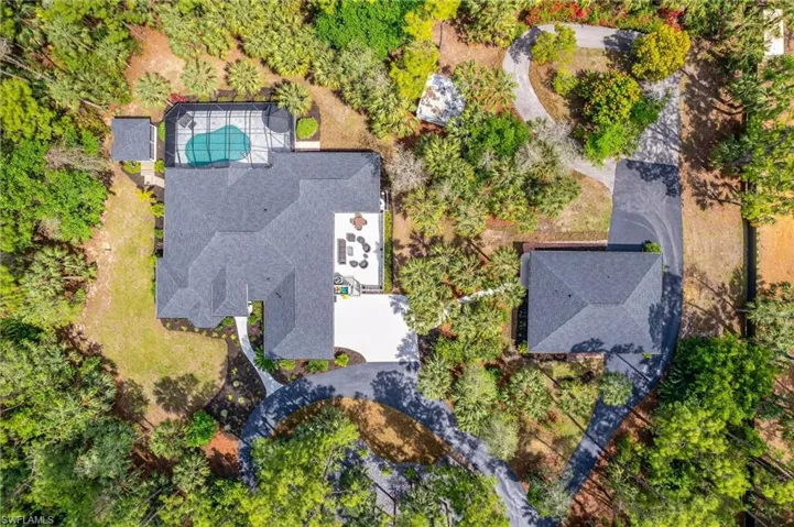Driveway to both homes and out building!
