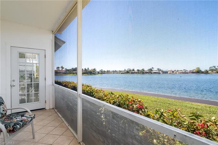 613  Windsor  SQ, Naples, FL 34104