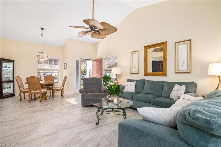 Living Room/Dinning