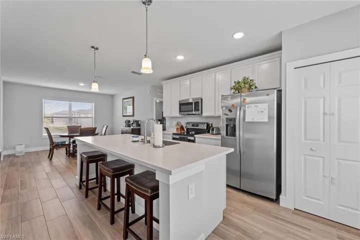 2436 Nw 4th St, Cape Coral Fl 33993