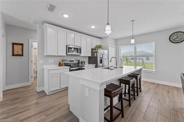 2436 Nw 4th St, Cape Coral Fl 33993