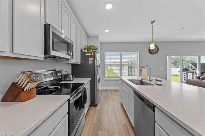 2436 Nw 4th St, Cape Coral Fl 33993