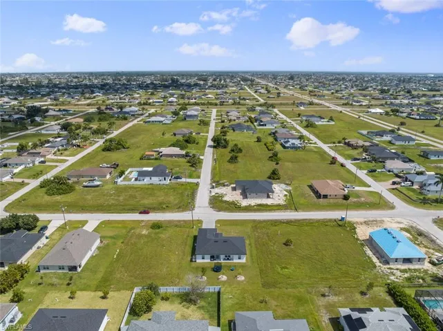 2436 Nw 4th St, Cape Coral Fl 33993