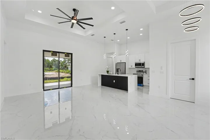 918 Hooper Ave, Lehigh Acres, Florida 33974