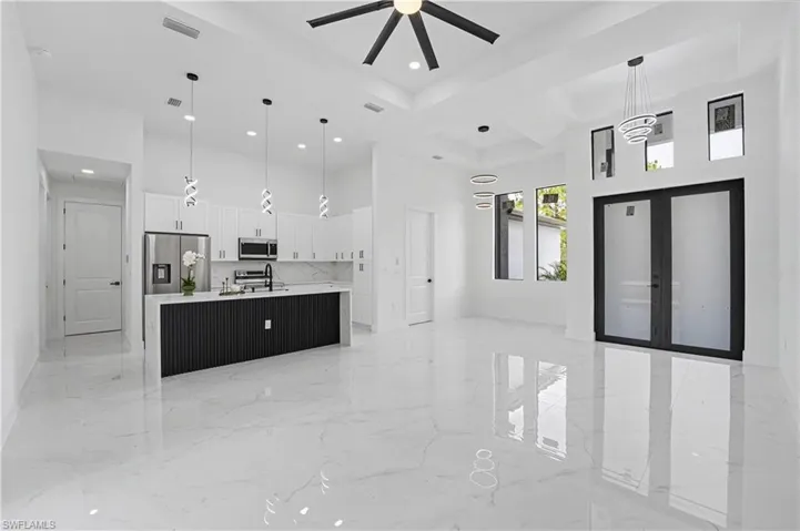 918 Hooper Ave, Lehigh Acres, Florida 33974
