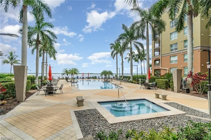 2825 Palm Beach Blvd 614, Fort Myers, Florida 33916