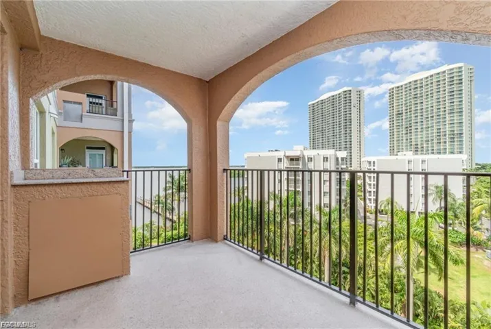 2825 Palm Beach Blvd 614, Fort Myers, Florida 33916