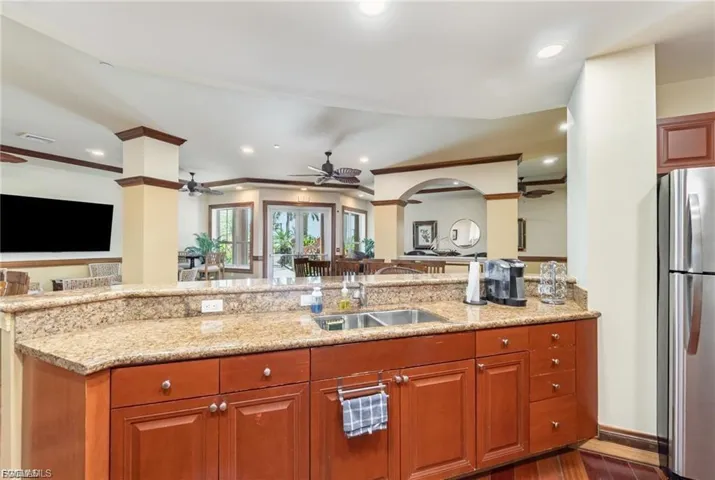 2825 Palm Beach Blvd 614, Fort Myers, Florida 33916