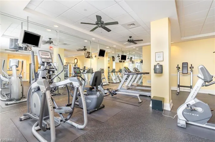 2825 Palm Beach Blvd 614, Fort Myers, Florida 33916