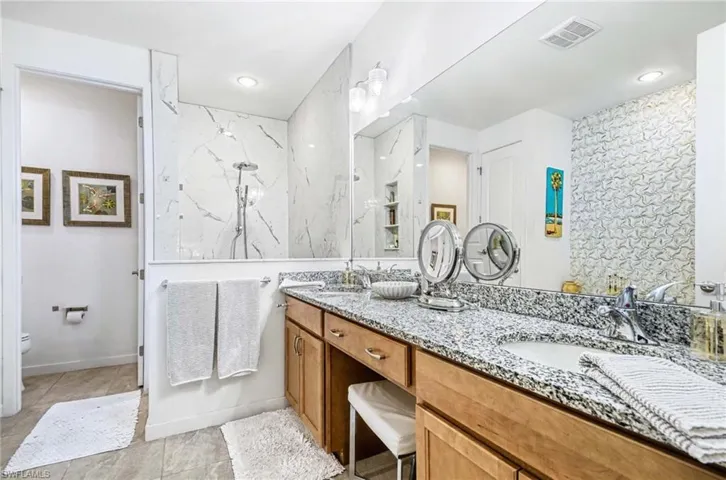 13045  Pembroke  DR, Naples, FL 34105
