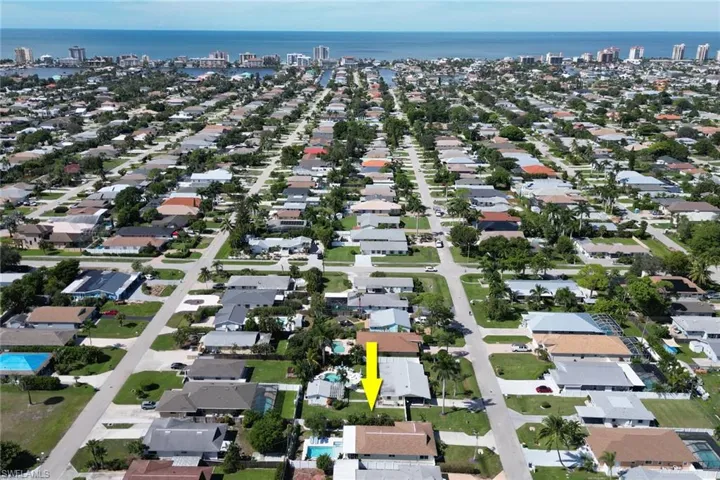 724 100th Ave N, Naples, Florida 34108