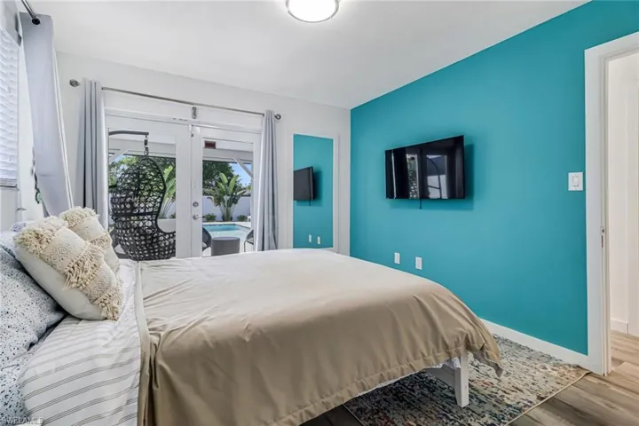 724 100th Ave N, Naples, Florida 34108