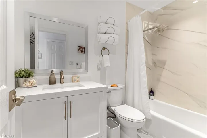 724 100th Ave N, Naples, Florida 34108
