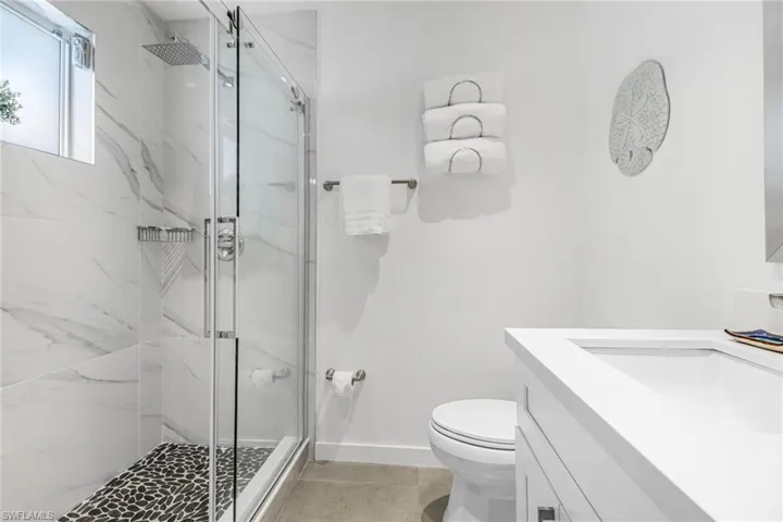 724 100th Ave N, Naples, Florida 34108