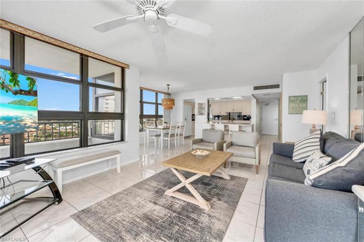 320  Seaview  CT, MARCO ISLAND, FL 34145