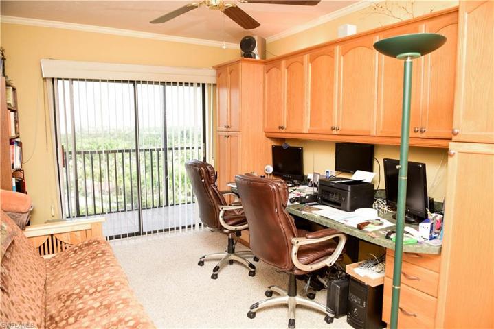 BEDROOM/OFFICE