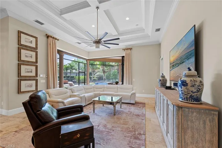6081 Tamworth Ct, Naples, Florida 34119