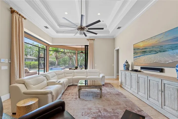6081 Tamworth Ct, Naples, Florida 34119