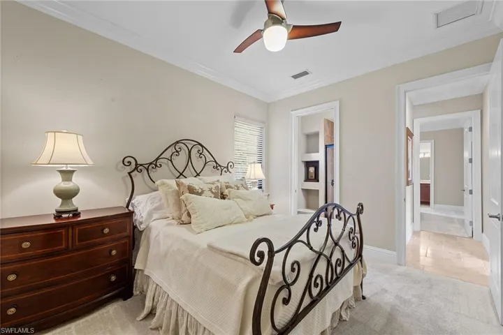 6081 Tamworth Ct, Naples, Florida 34119