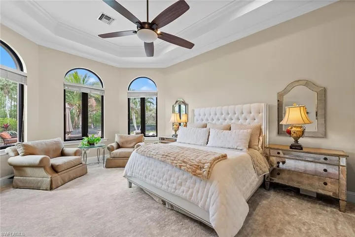 6081 Tamworth Ct, Naples, Florida 34119