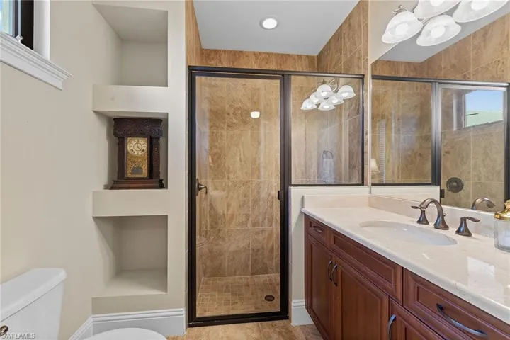 6081 Tamworth Ct, Naples, Florida 34119