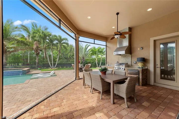 6081 Tamworth Ct, Naples, Florida 34119