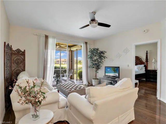 6670 Huntington Lakes Cir # 104, Naples, Florida 34119