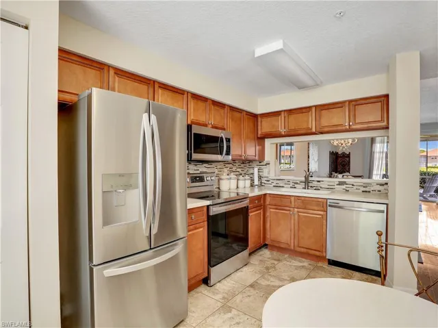 6670 Huntington Lakes Cir # 104, Naples, Florida 34119