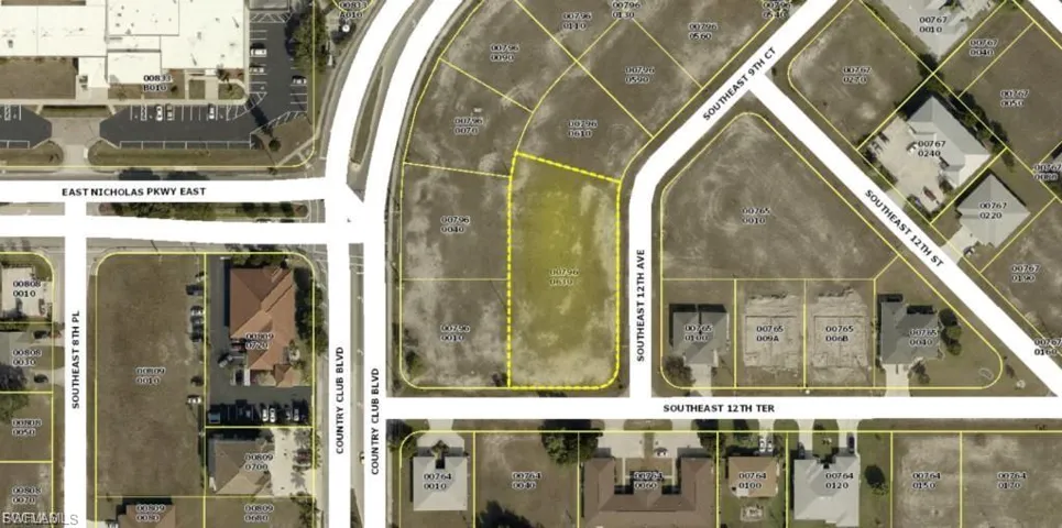 1204 Se 9th Ct, Cape Coral, Florida 33990