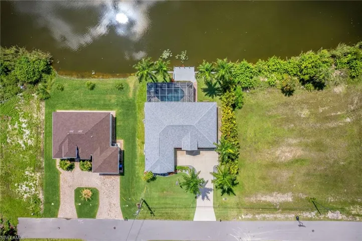 809 Ne 5th Ave, Cape Coral Fl 33909